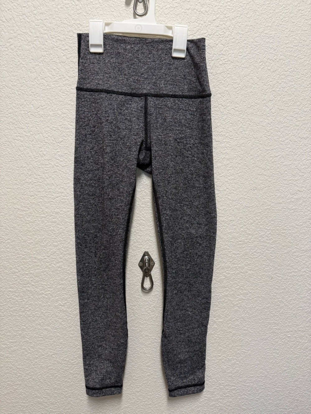 Lululemon wonder under High-Waist Heather Gray Active Leggings 4